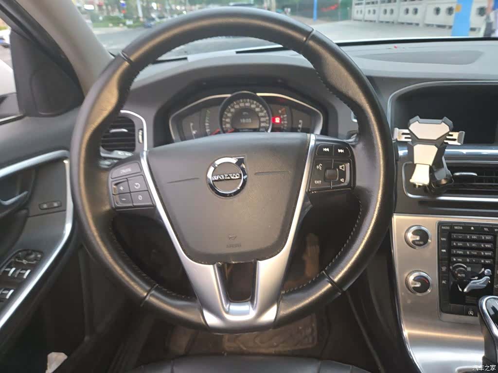 Volvo S60, 2019 7
