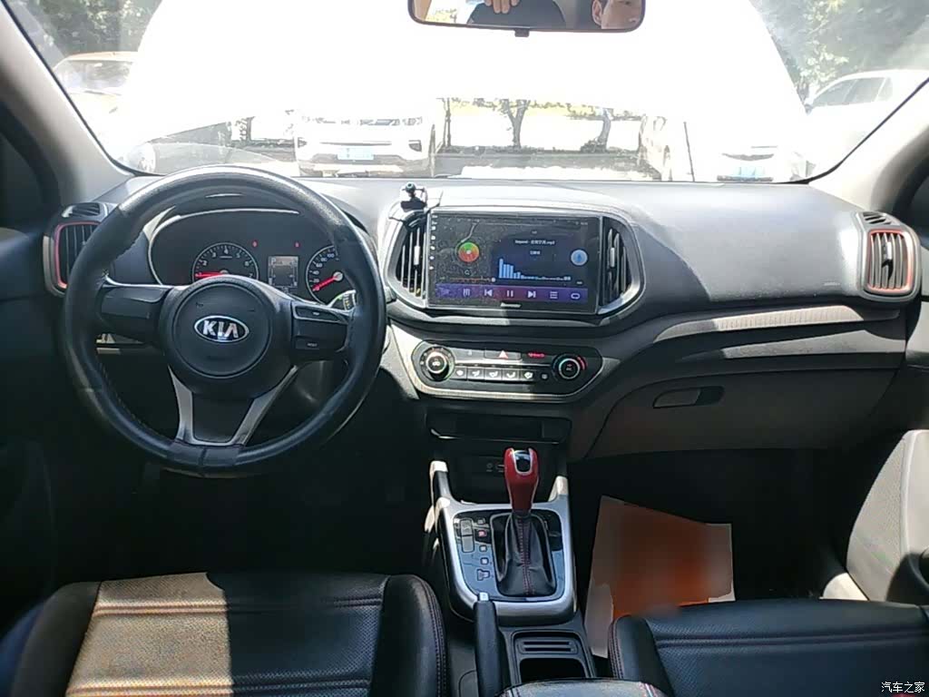 Kia KX3, 2017 10