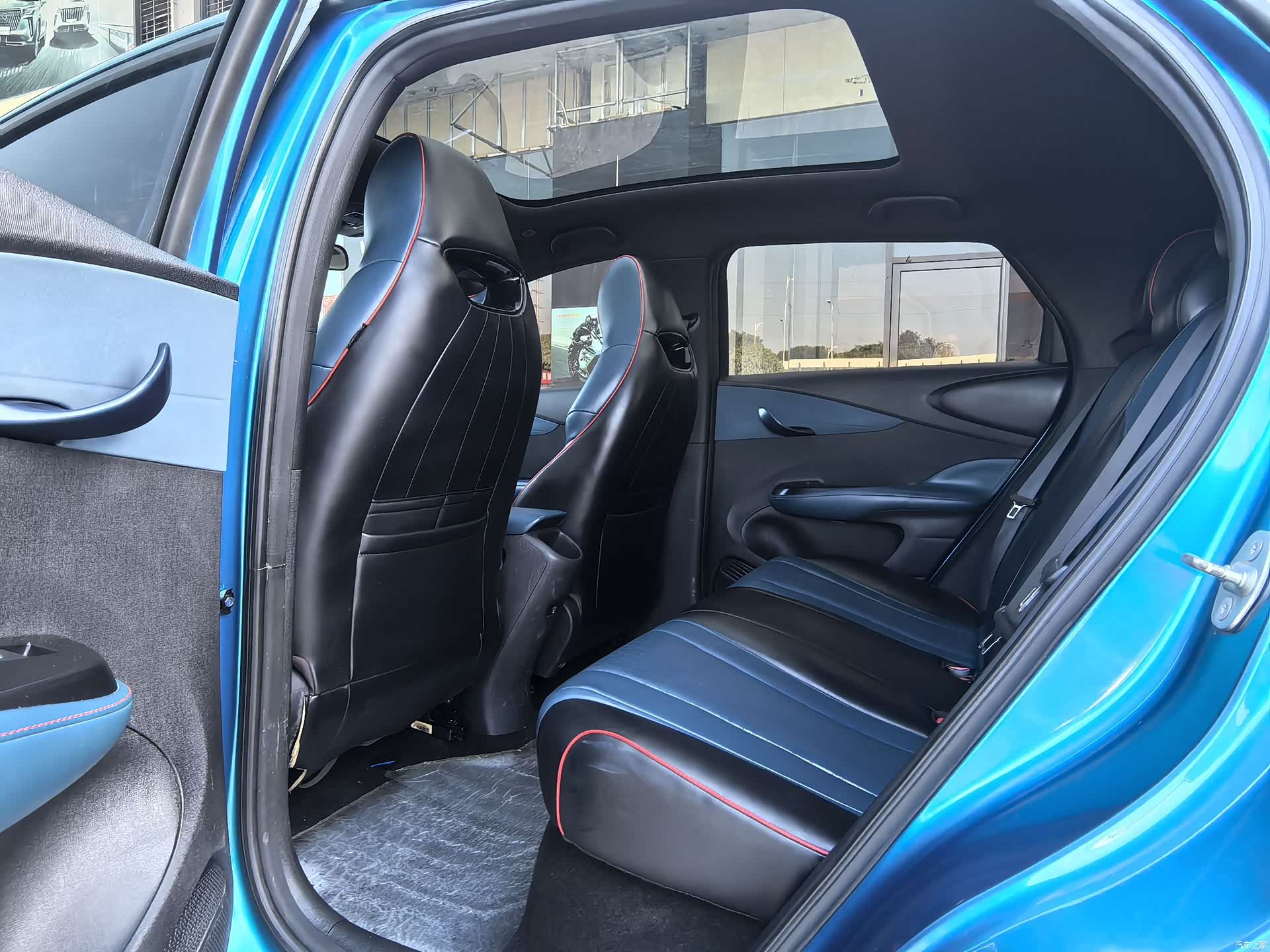BYD Dolphin, 2022 12