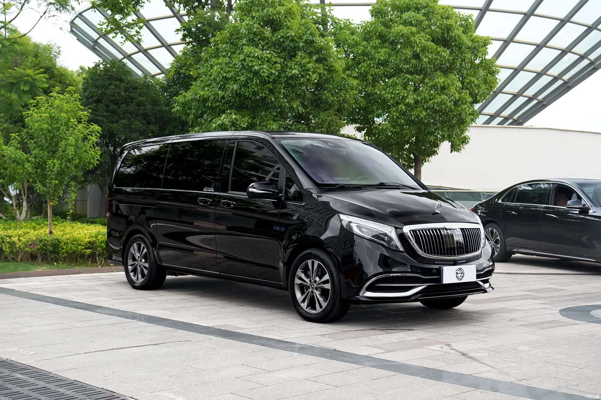 Mercedes-Benz V-Class, 2019 3