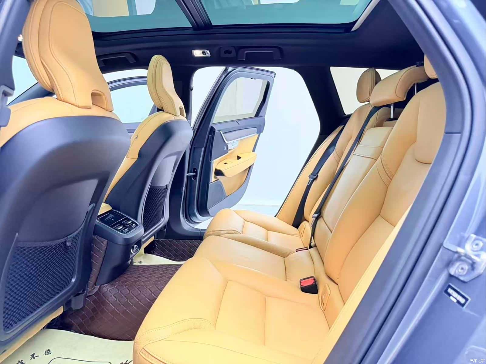 Volvo V90, 2019 9