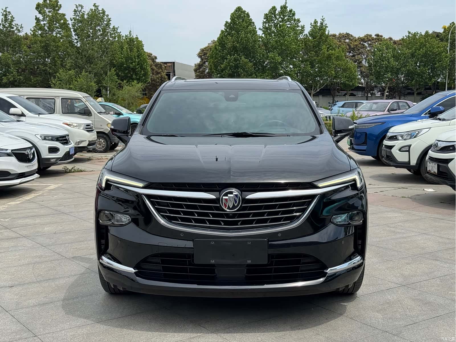 Buick Enclave, 2023 2