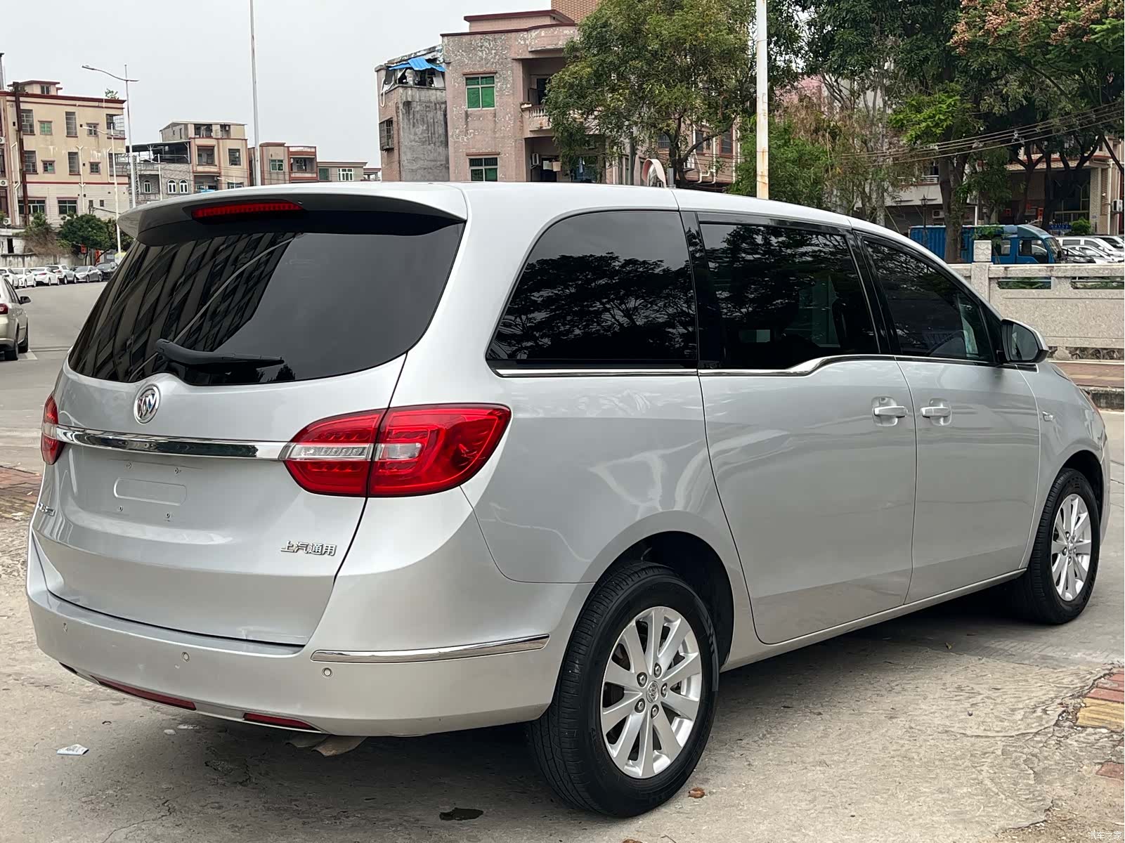 Buick GL8, 2019 14