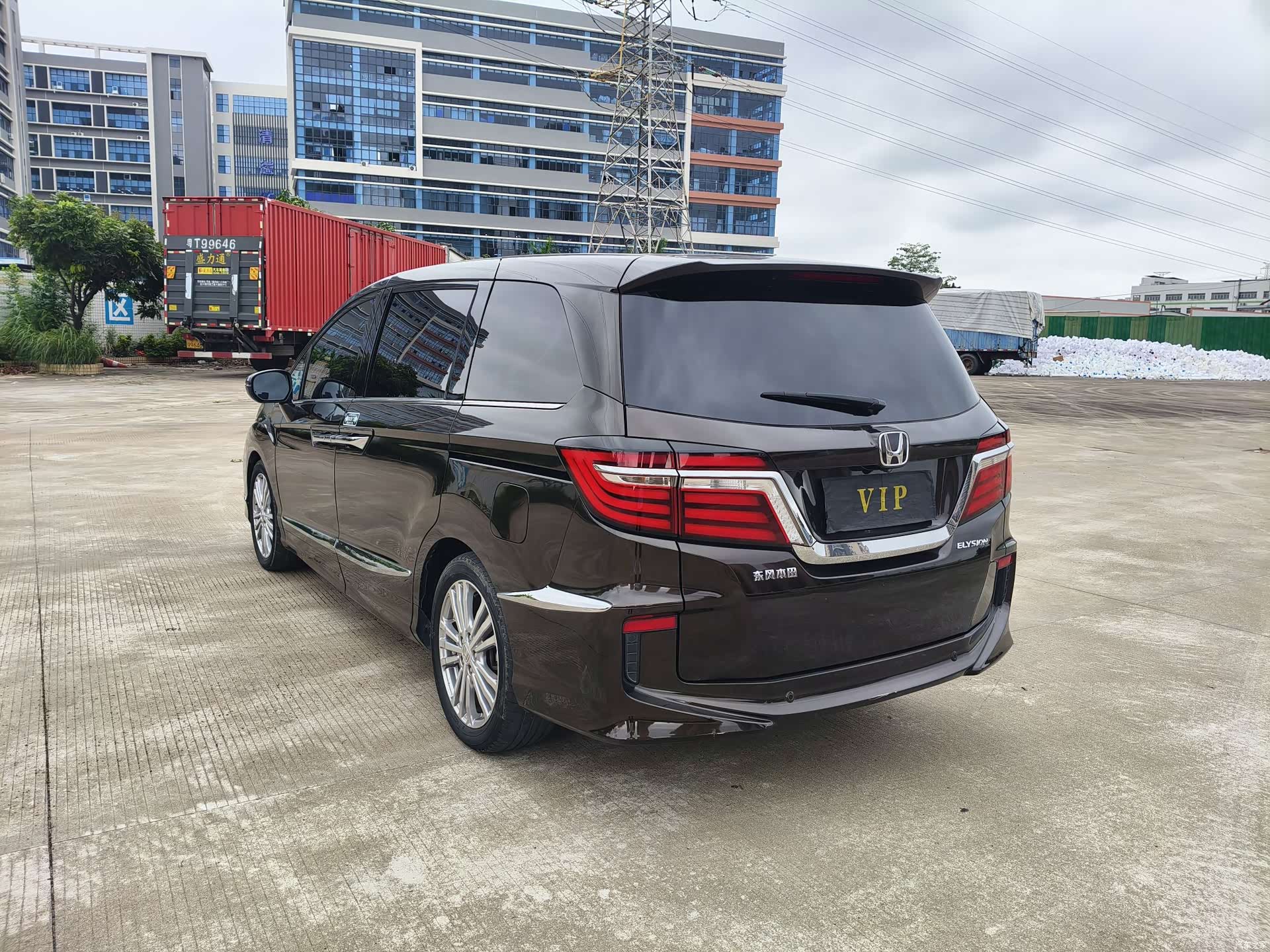 Honda Elysion, 2017 4