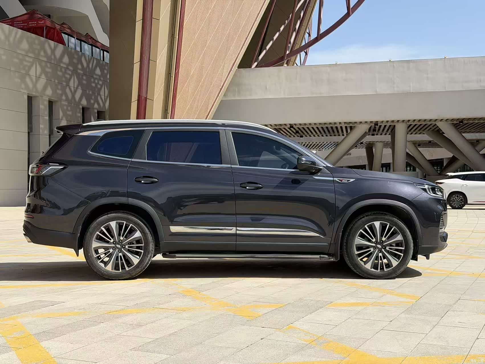 Chery Tiggo 8 Plus, 2022 все фото