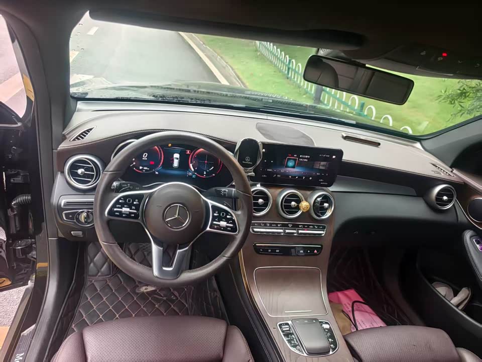 Mercedes-Benz GLC Mercedes-Benz GLC