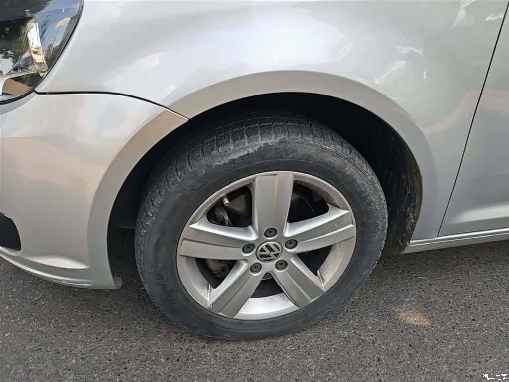 Volkswagen 5, 2014 23