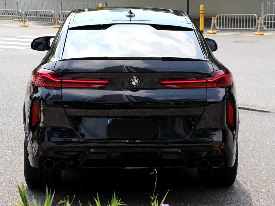 BMW X6 M