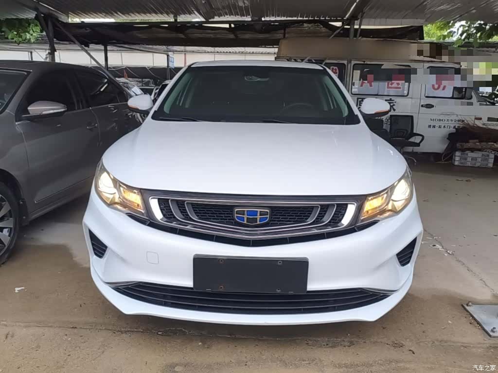 Geely Emgrand, 2019 3