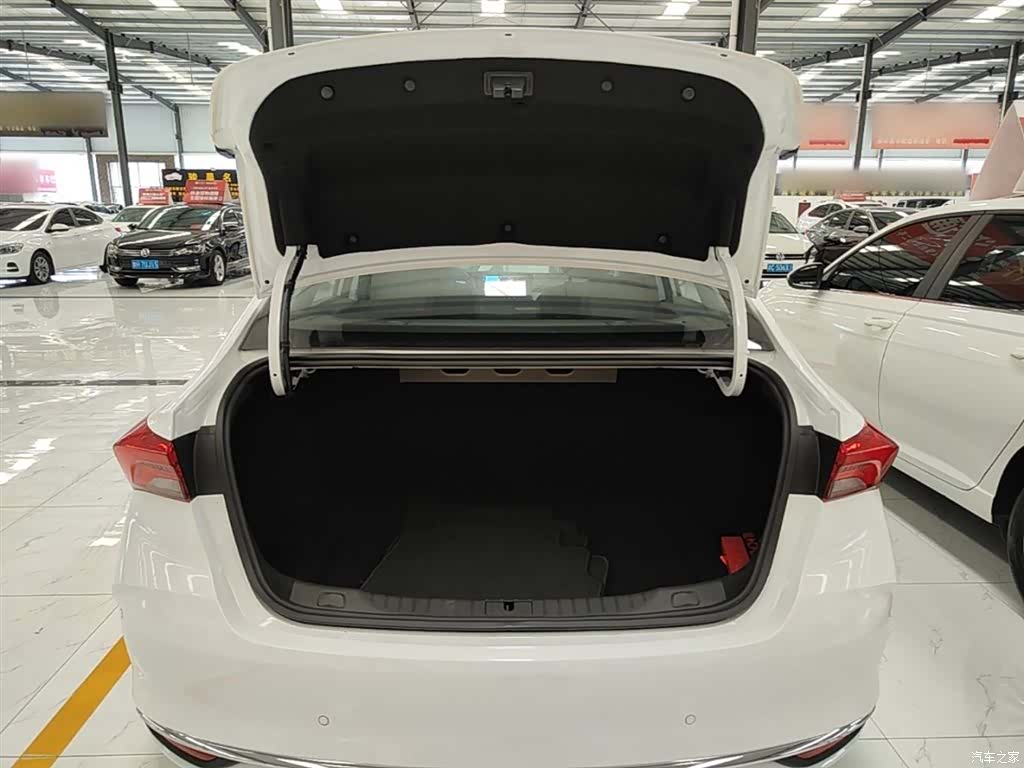 Buick Verano, 2025 19
