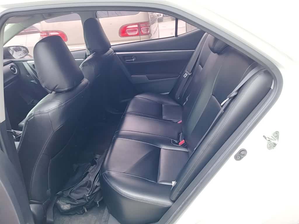 Toyota Corolla, 2018 17