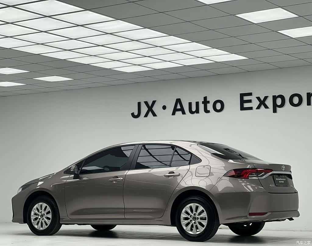 Toyota Corolla, 2023 23
