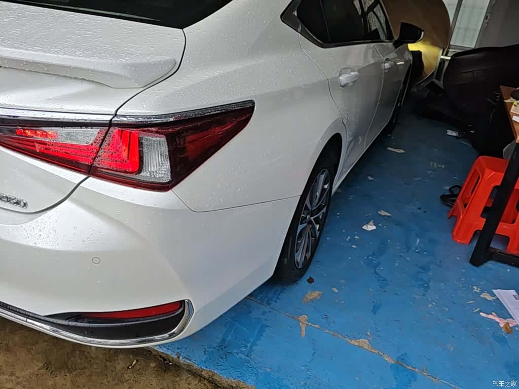 Lexus ES, 2024 8