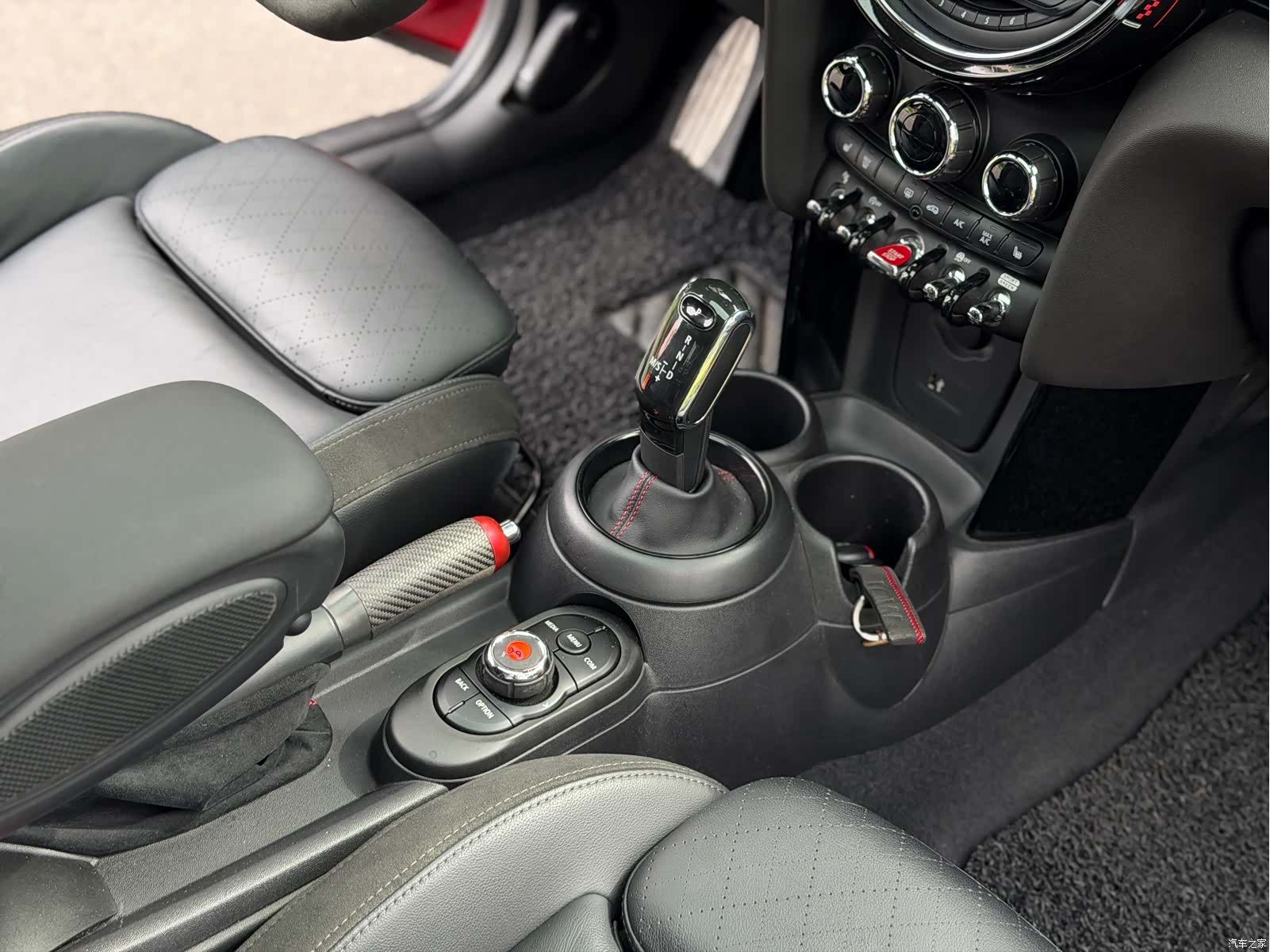 Mini Cooper, 2019 17