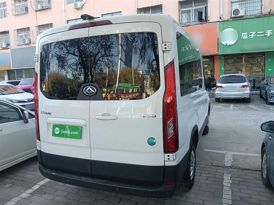 MAXUS Xintu V90