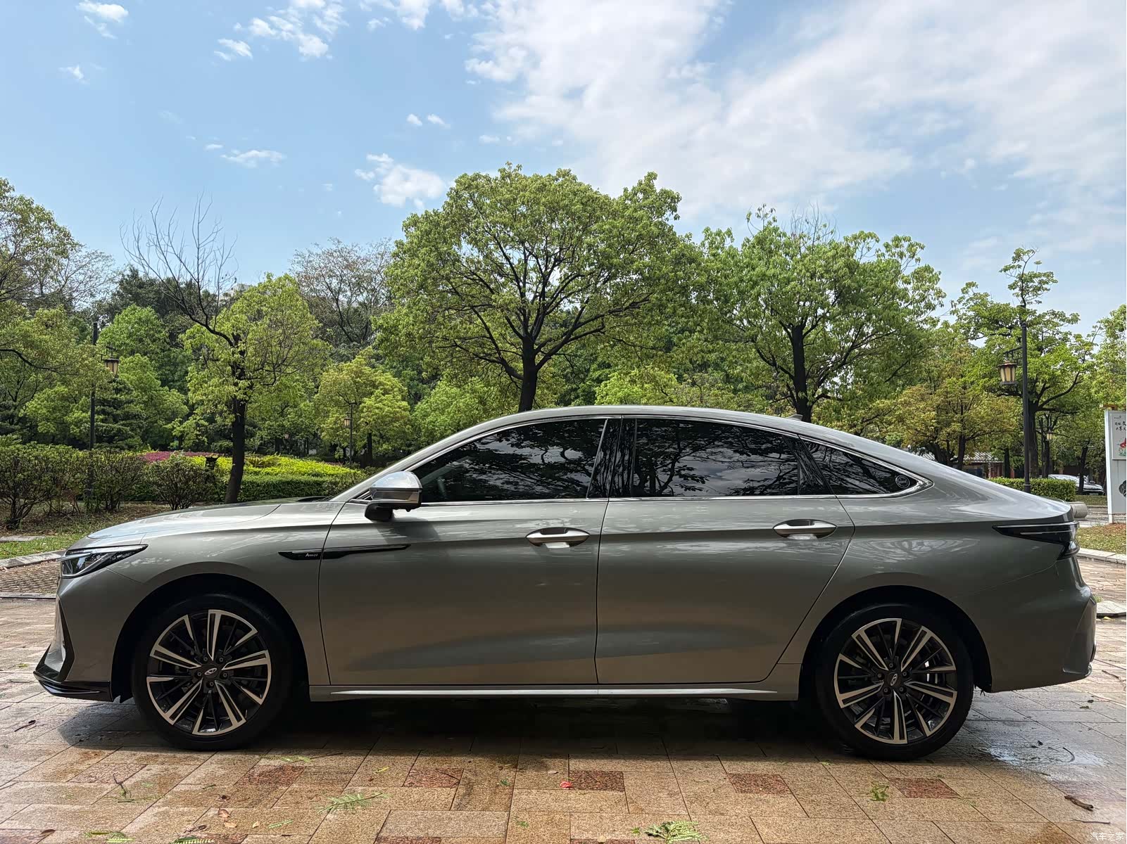 Chery Arrizo 8, 2024 18