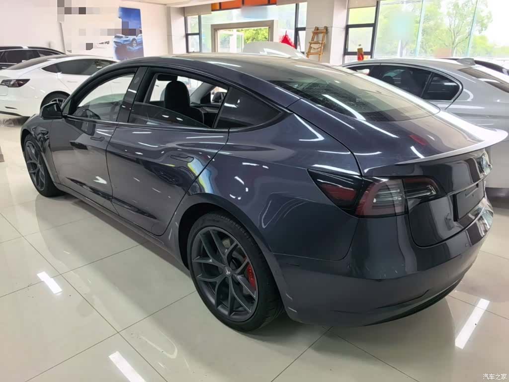 Tesla Model 3, 2022 все фото