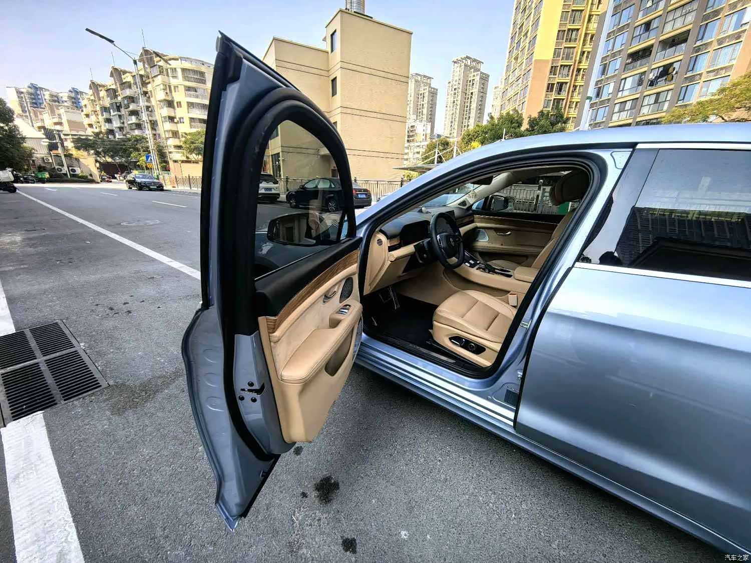 AITO M5, 2023 6
