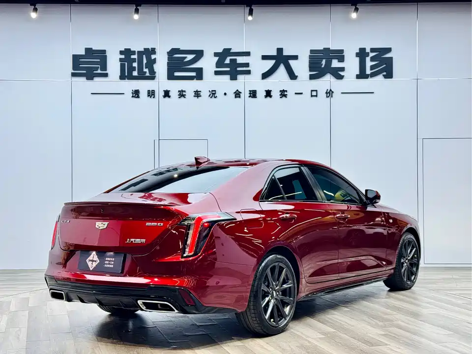 Cadillac CT4