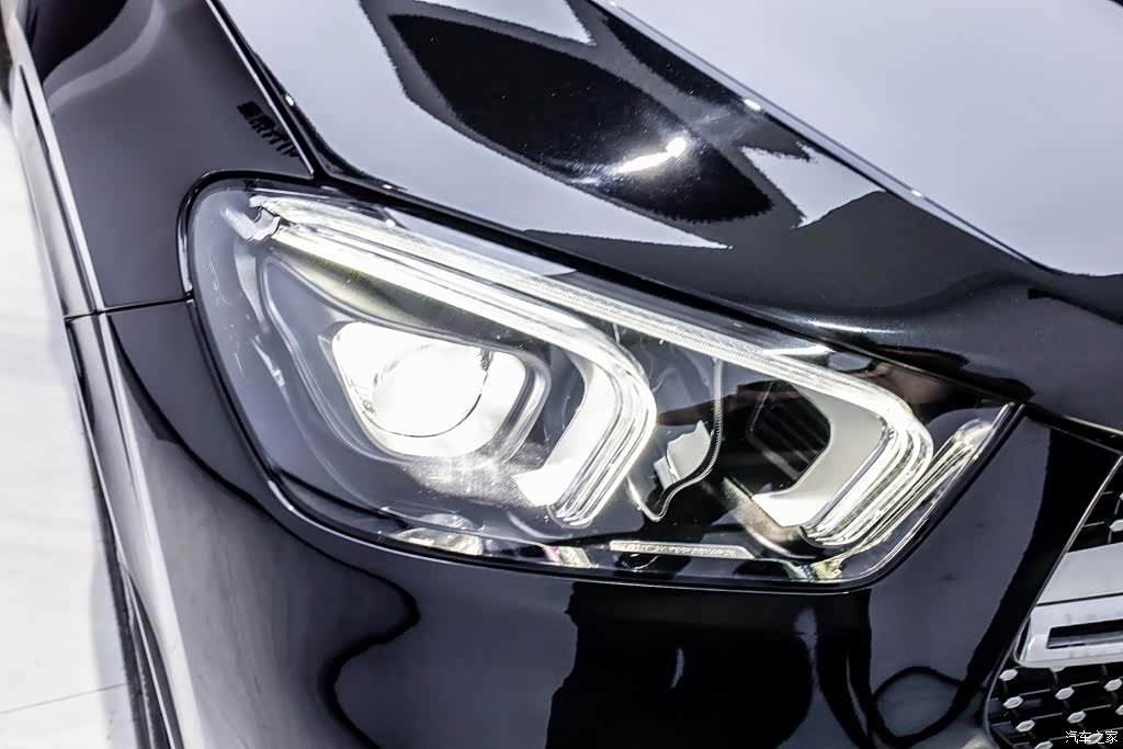 Mercedes-Benz GLE, 2022 33
