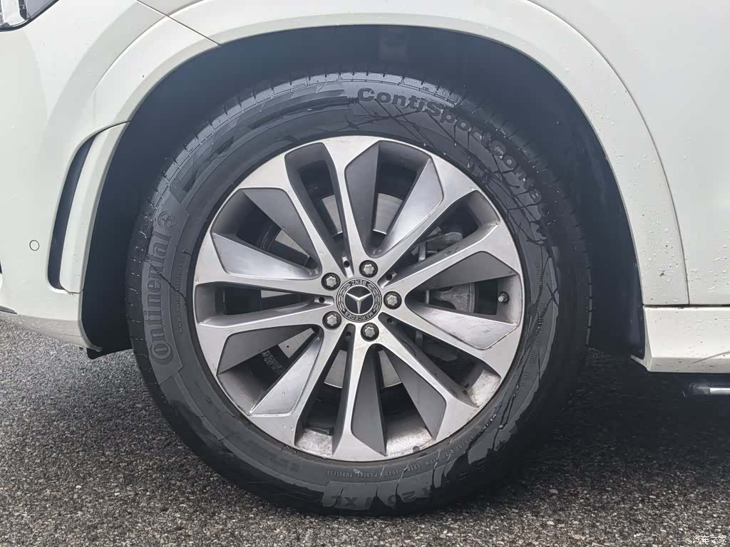 Mercedes-Benz GLE, 2023 18