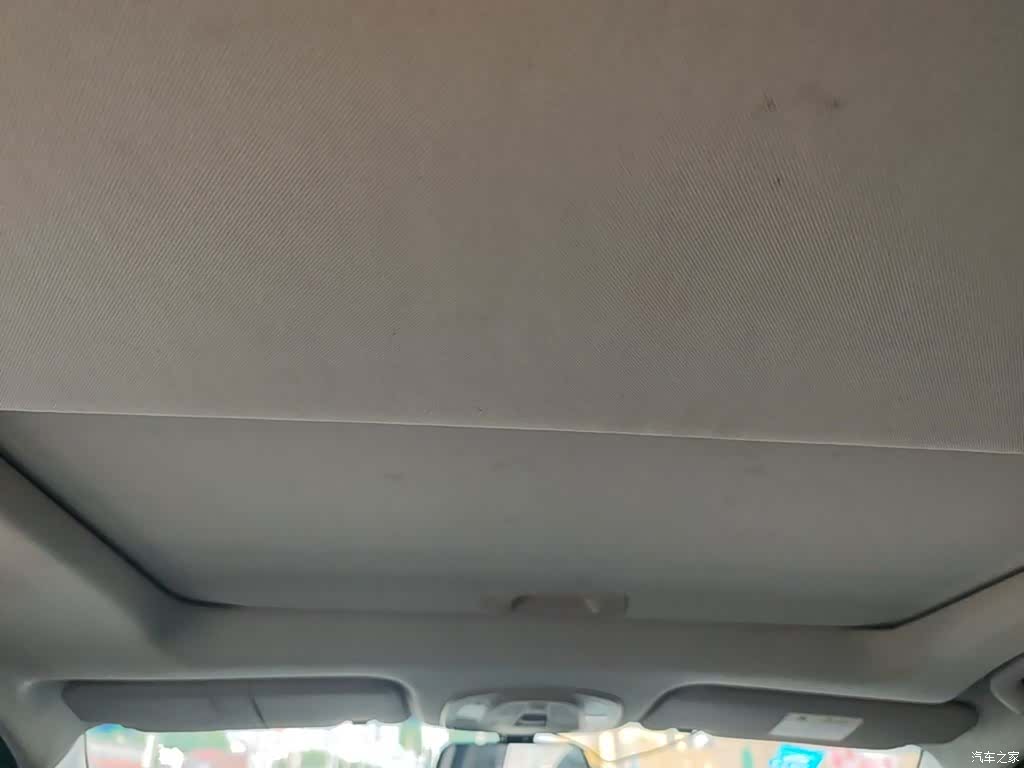 Wuling 730, 2018 18