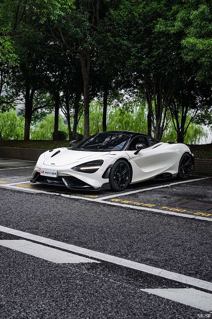 McLaren 720S, 2019 все фото
