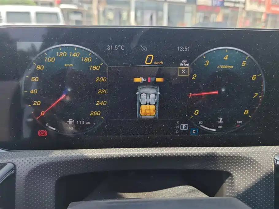 Mercedes-Benz CLA