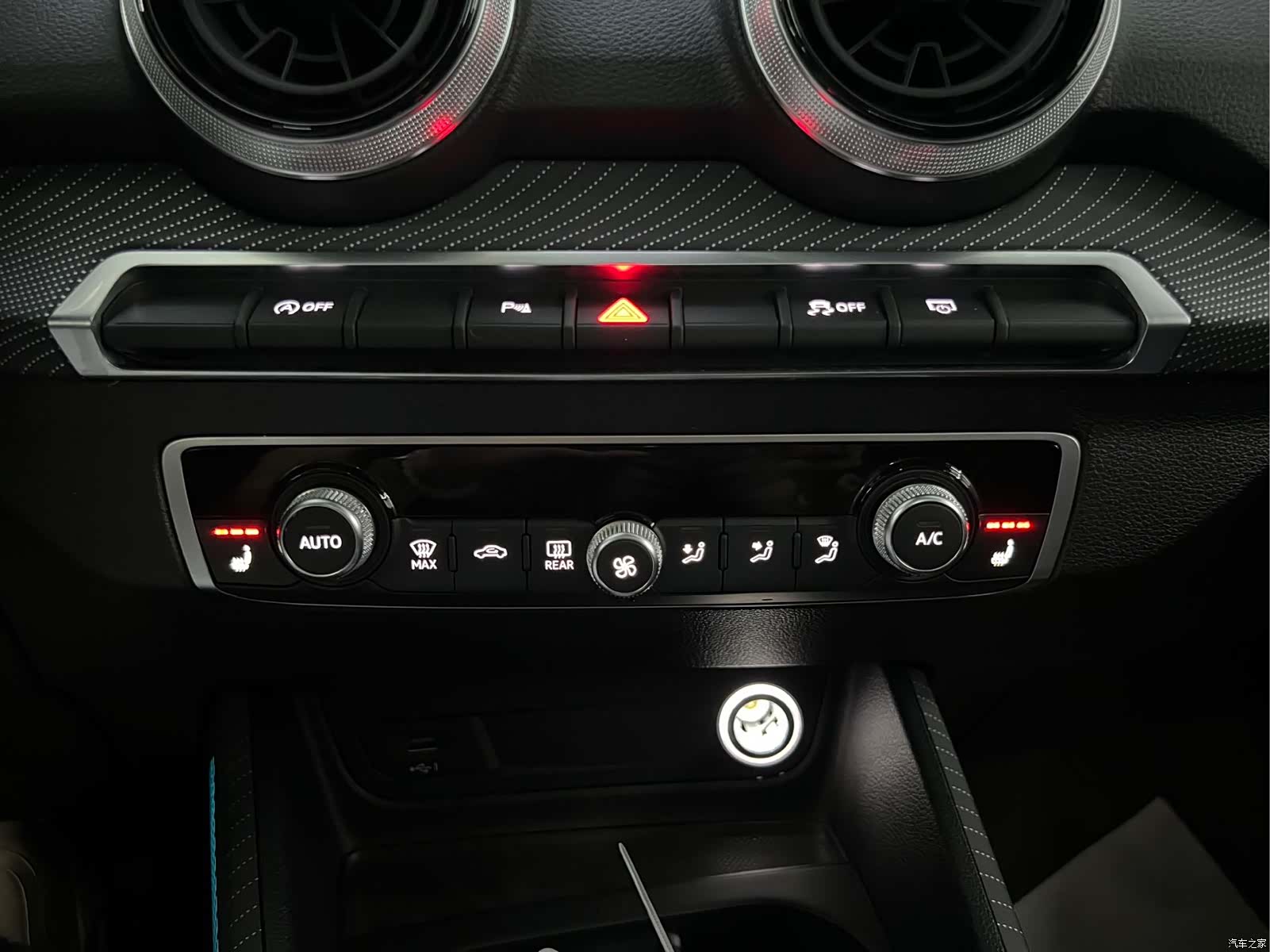 Audi Q2L, 2022 15