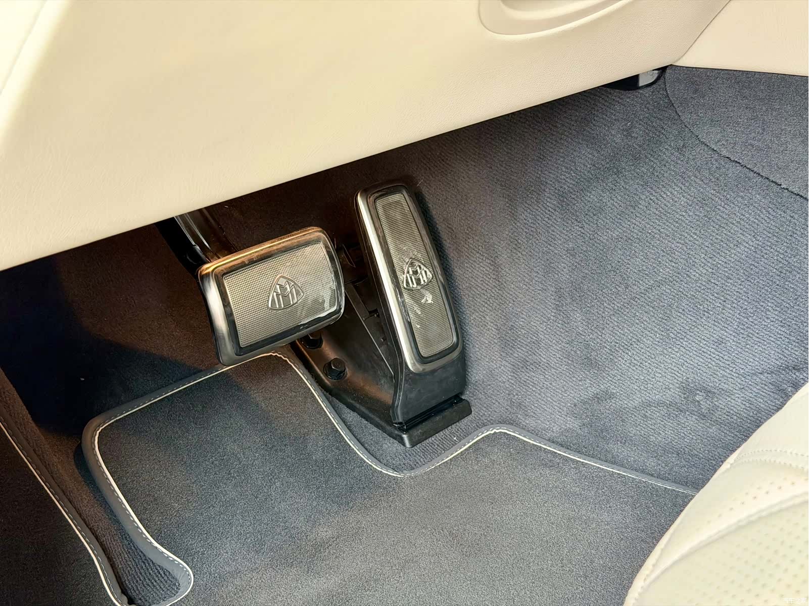 Maybach S-Class, 2024 15