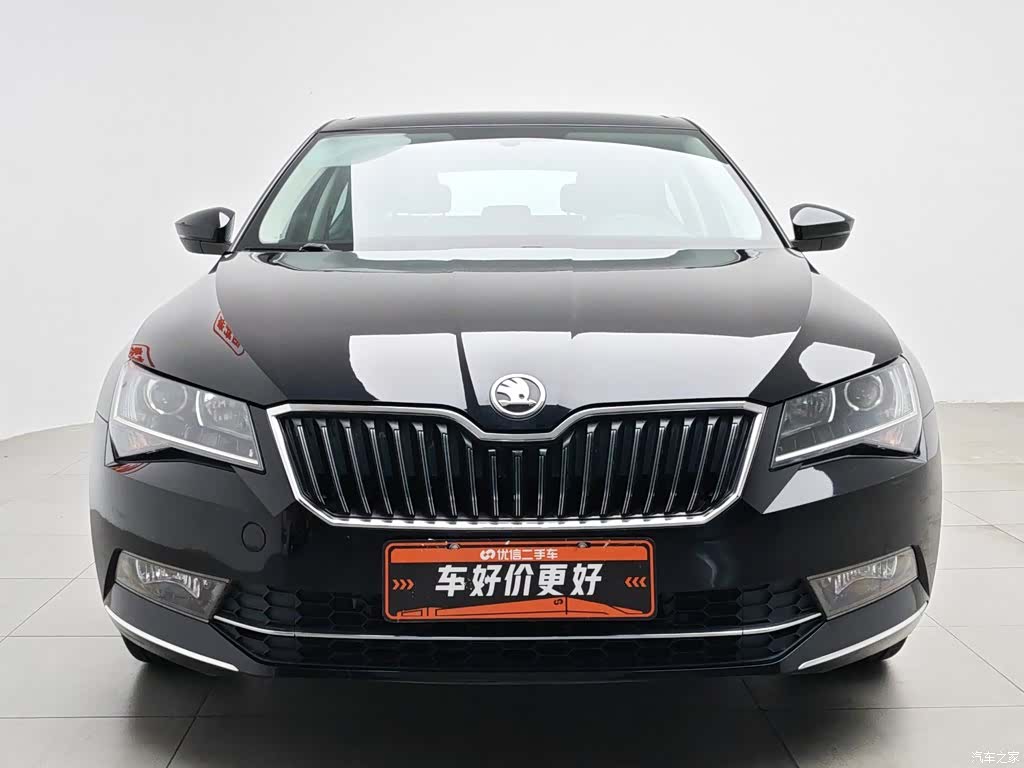 Skoda Superb, 2018 3