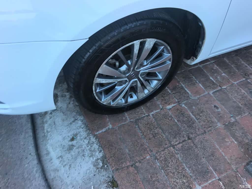 Geely Emgrand, 2018 23