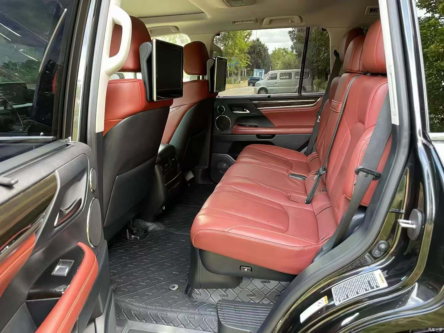 Lexus LX, 2016 7