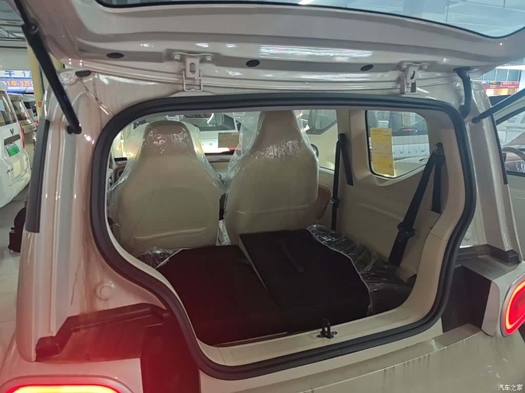 Wuling MINIEV, 2026 19