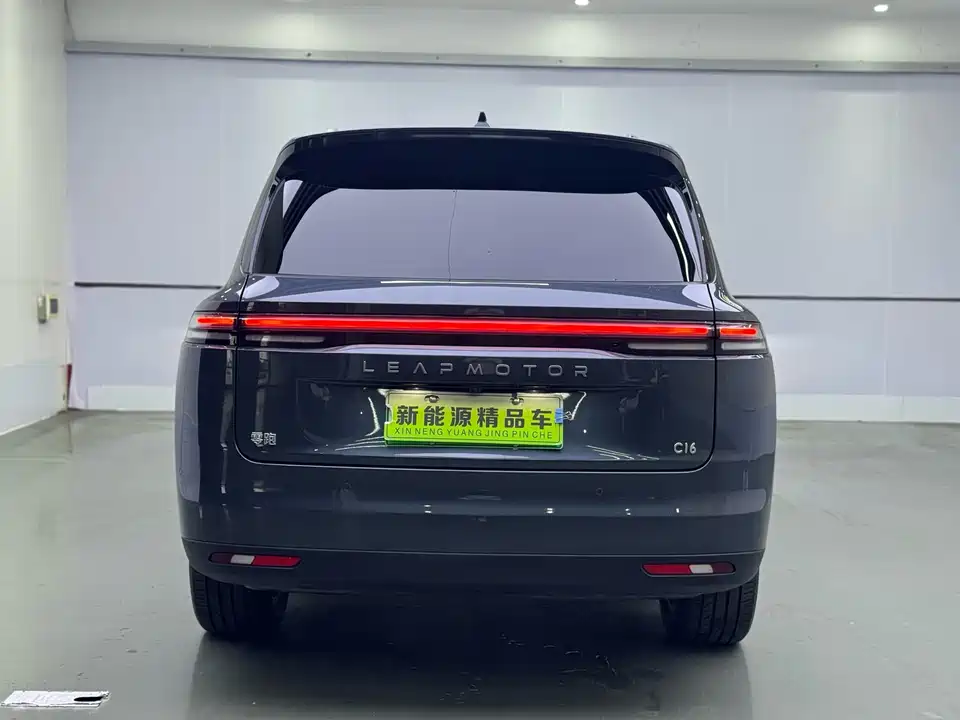 Leapmotor C16