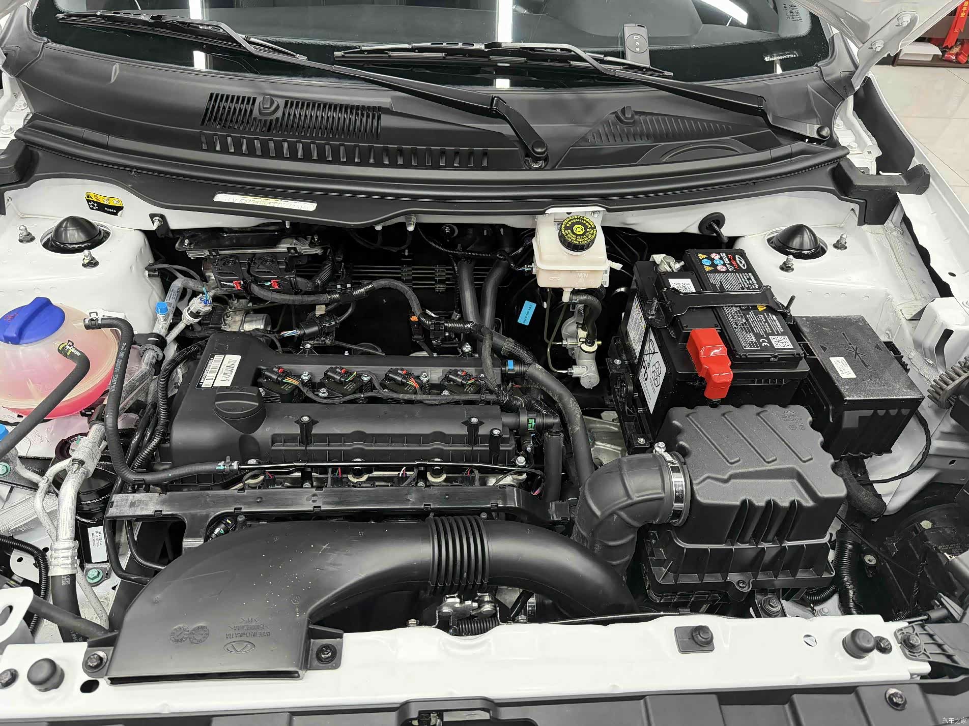 Chery 3x, 2025 15