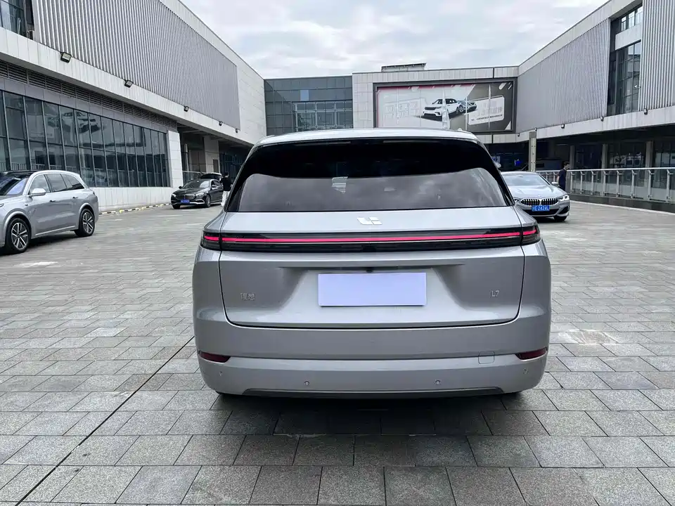 Li Auto Ideal L7