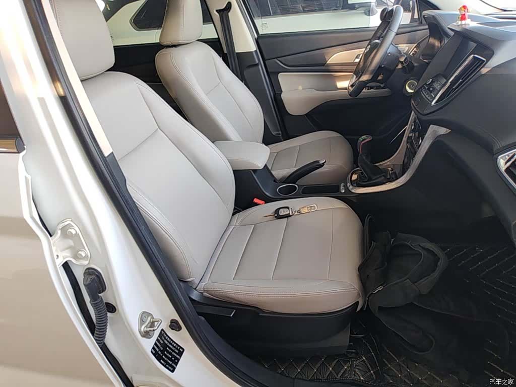 BAIC S5, 2017 25