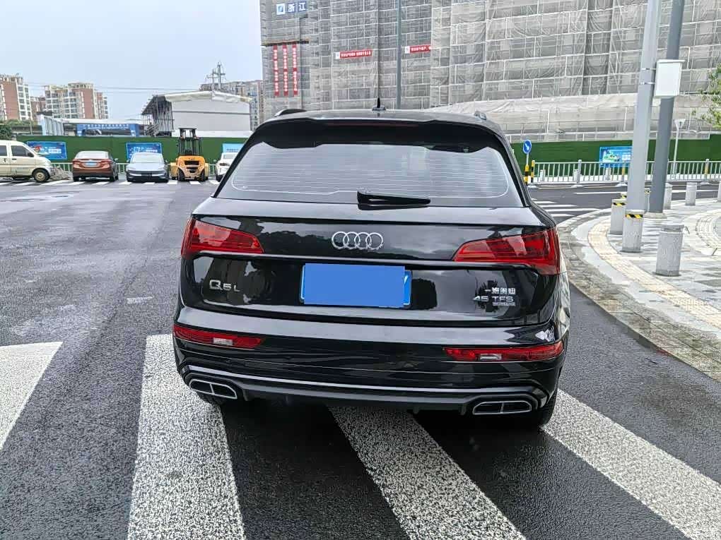 Audi Q5L, 2026 14