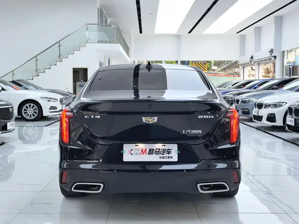 Cadillac CT4