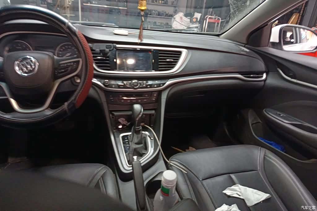 Buick V, 2020 12