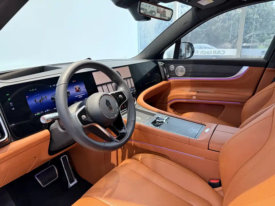 AITO Ask the world M9