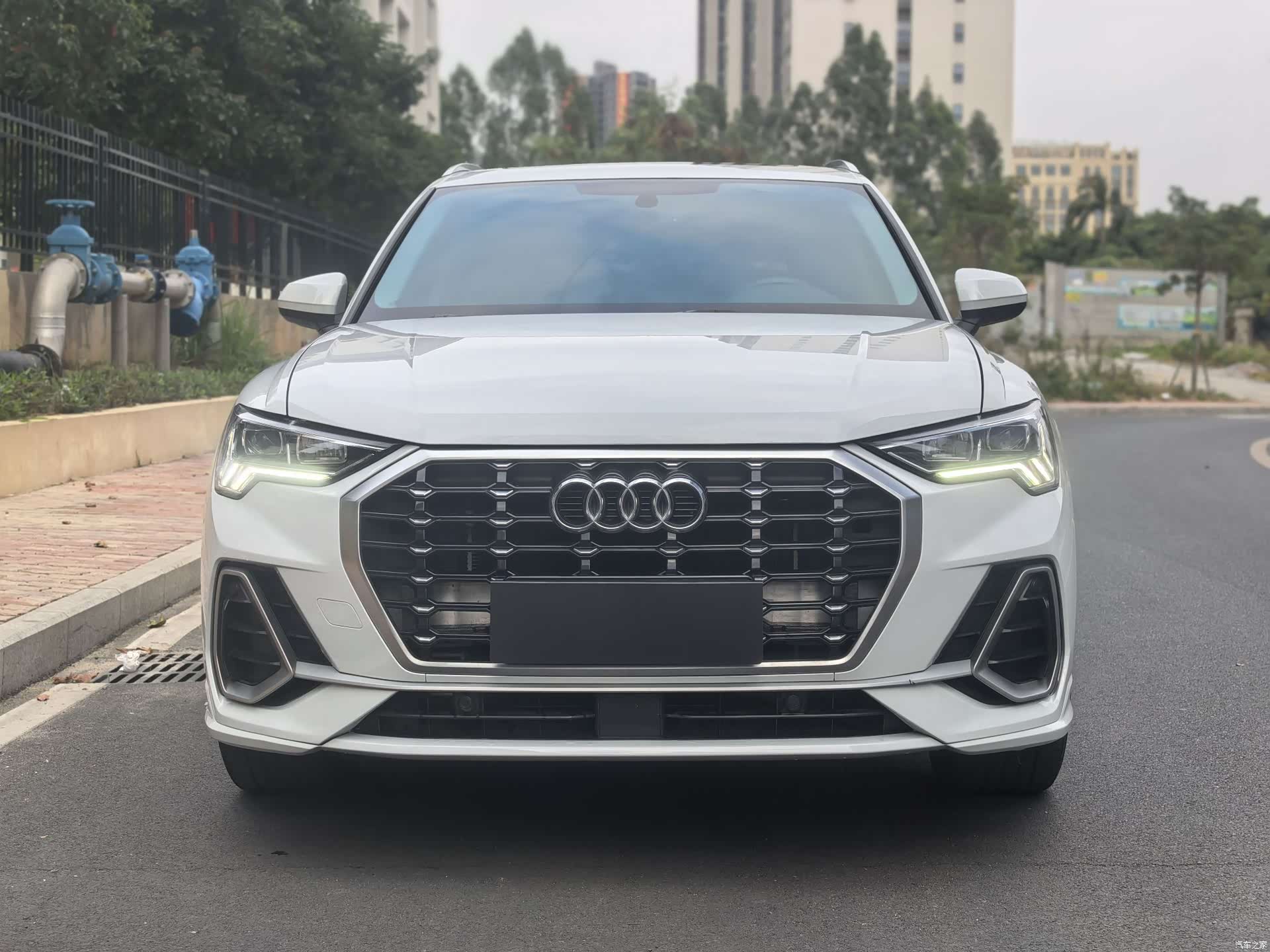 Audi Q3, 2022 3