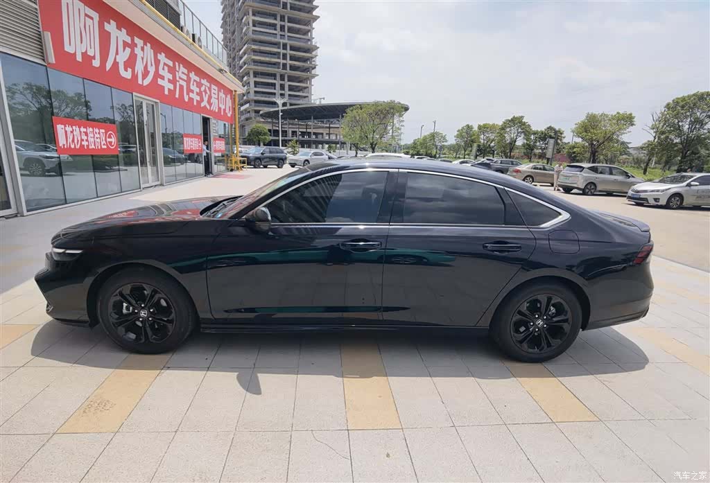 Honda Accord, 2025 3