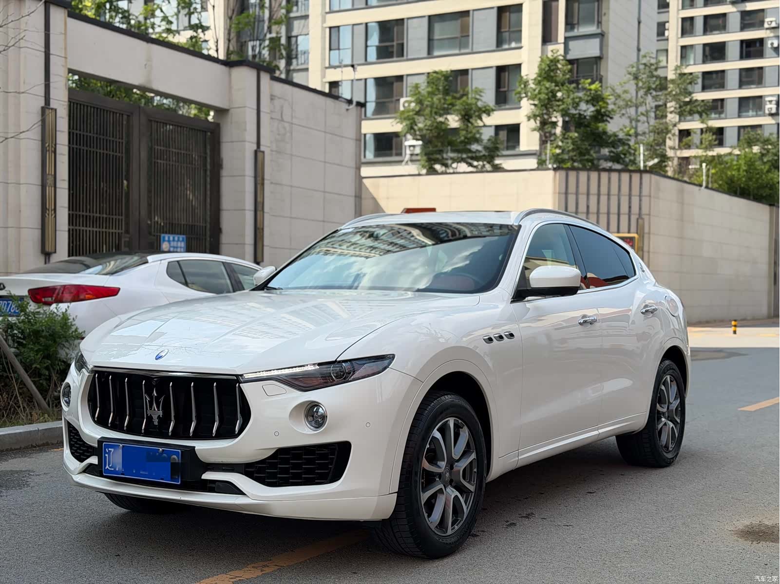 Maserati Levante, 2017 1