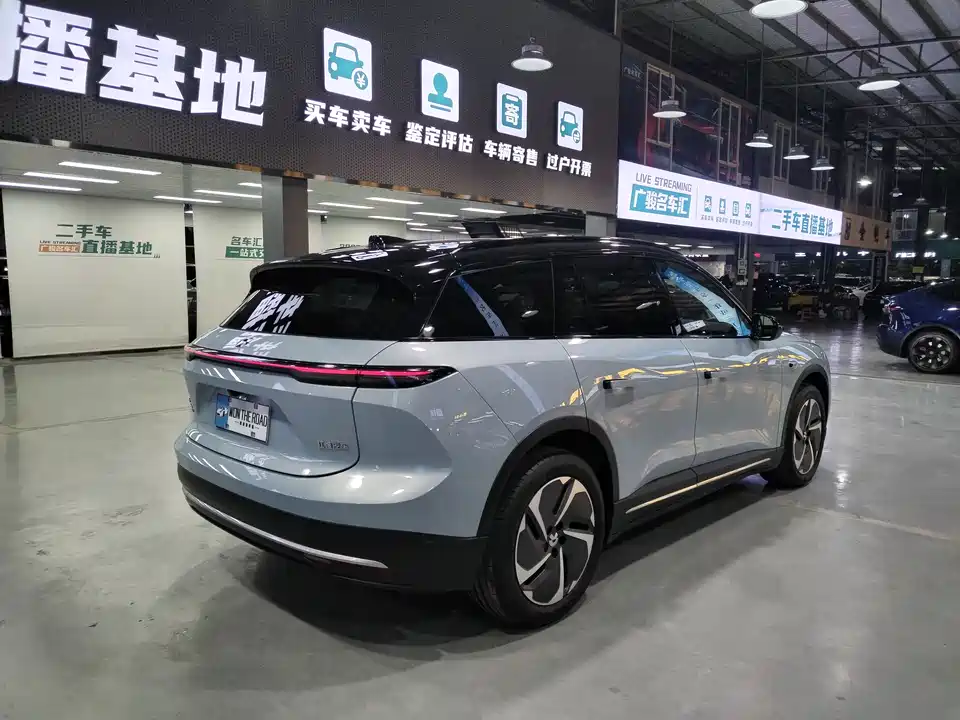 NIO ES6