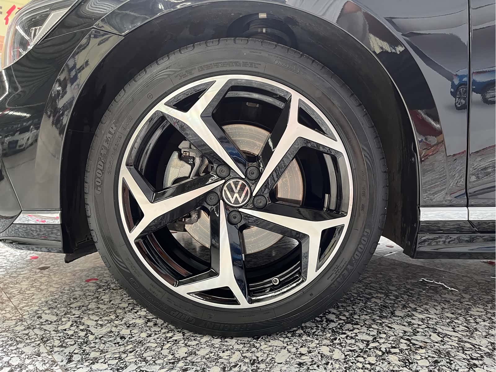 Volkswagen Magotan, 2023 15