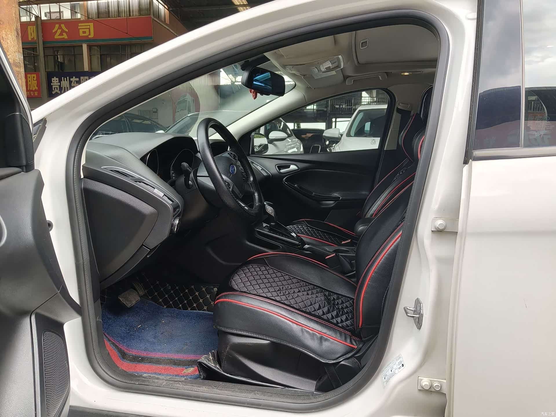 Ford Focus, 2015 4