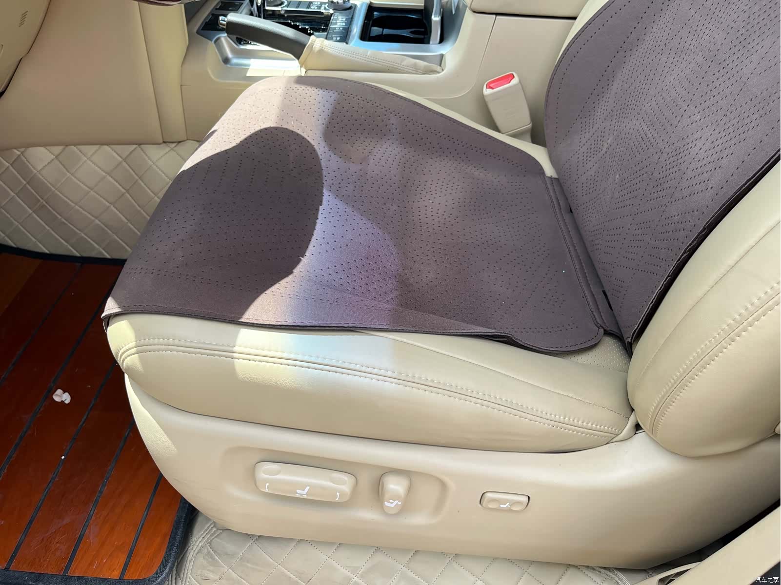 Toyota Land Cruiser, 2017 13