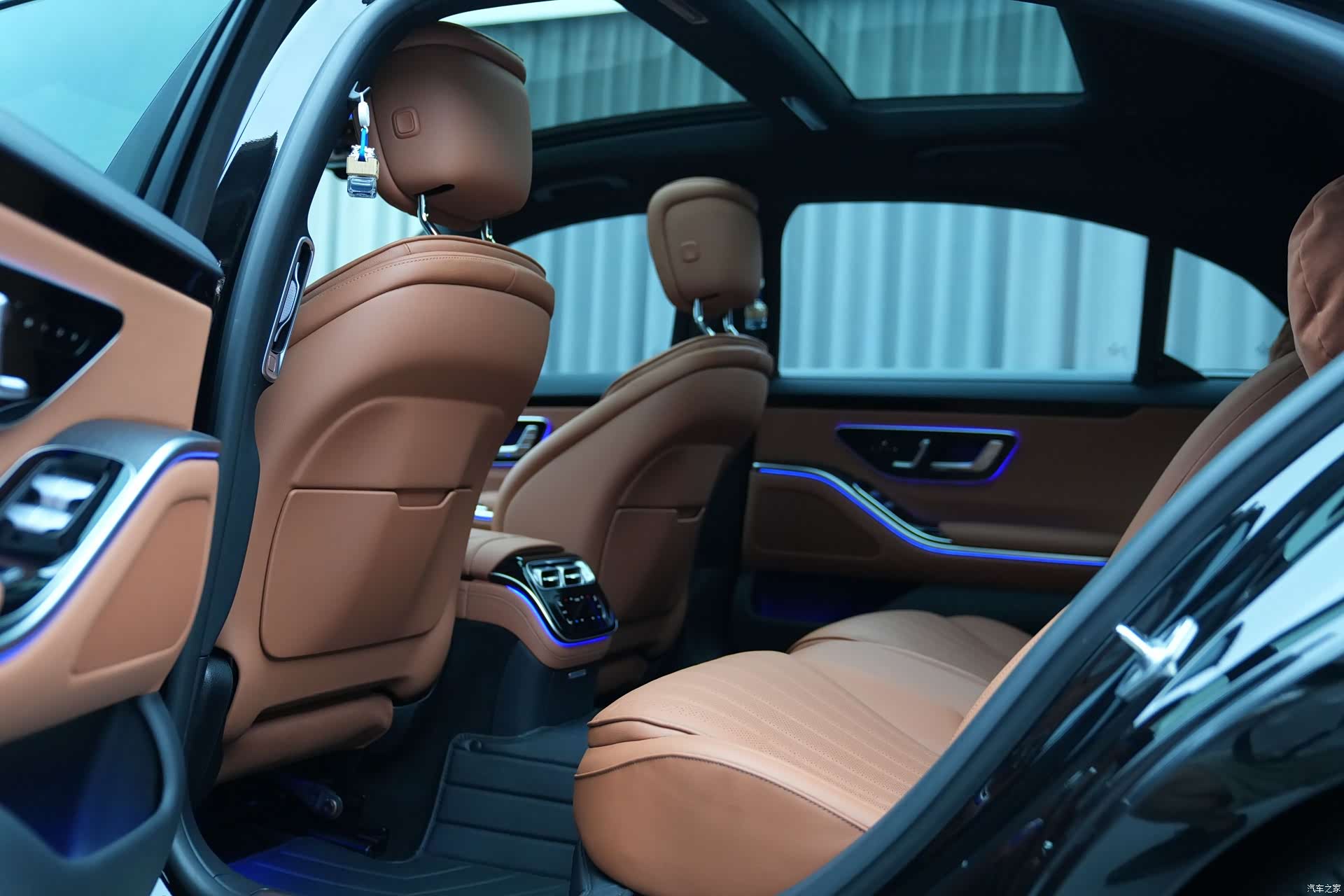 Mercedes-Benz S-Class, 2022 12